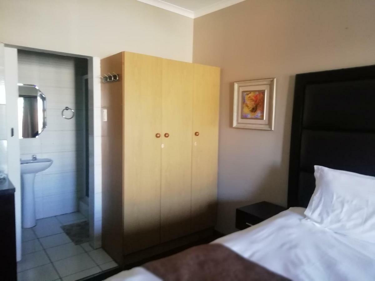 Bed and Breakfast Hemmingways Кинг-Уильямс-Таун Экстерьер фото